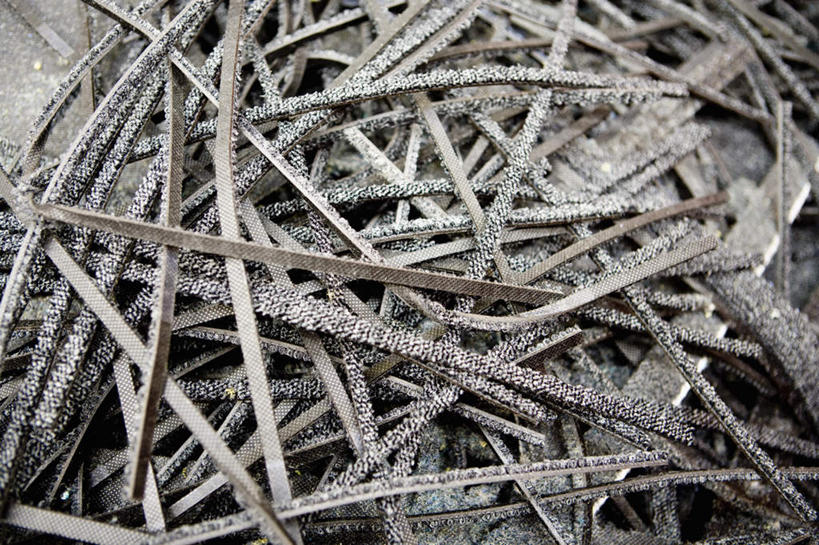 无人,工厂,横图,俯视,室内,特写,白天,地毯,静物,一堆,许多,堆叠,堆积,瓷砖,地砖,毯子,条形,地面,灰色,堆,回收,彩图,高角度拍摄,工地,制造厂