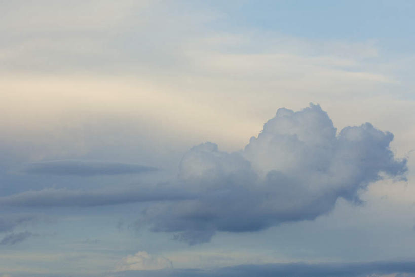 无人,横图,室外,特写,白天,正面,旅游,度假,彩虹,美景,朦胧,模糊,景观,云,云朵,云彩,娱乐,蓝色,白云,蓝天,天空,自然,天,享受,休闲,景色,放松,自然风光,虹,虹桥,七彩虹,天虹,彩图