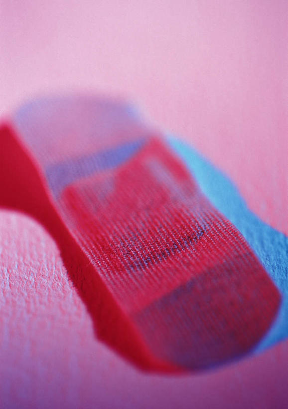 无人,竖图,俯视,室内,特写,白天,静物,粉色背景,朦胧,模糊,一个,摄影,影棚,单个,医疗设备,止血,创可贴,彩图,高角度拍摄,影棚拍摄,拍摄,护创胶布