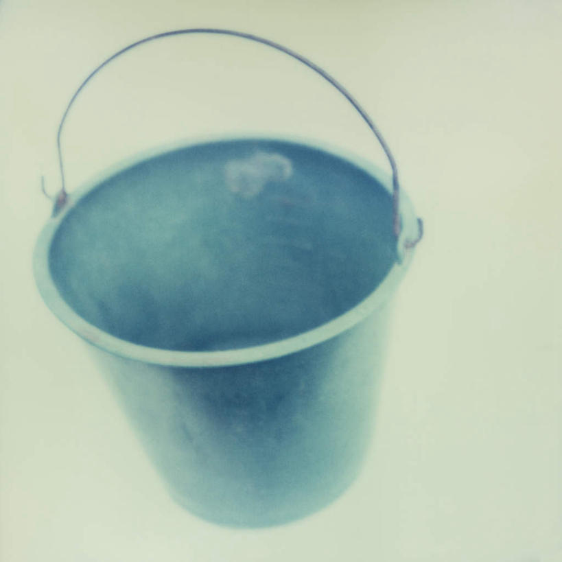 无人,方图,俯视,室内,特写,白天,白色背景,静物,朦胧,模糊,铁桶,桶,一个,容器,摄影,影棚,单个,储藏,储存,彩图,高角度拍摄,影棚拍摄,拍摄,贮存