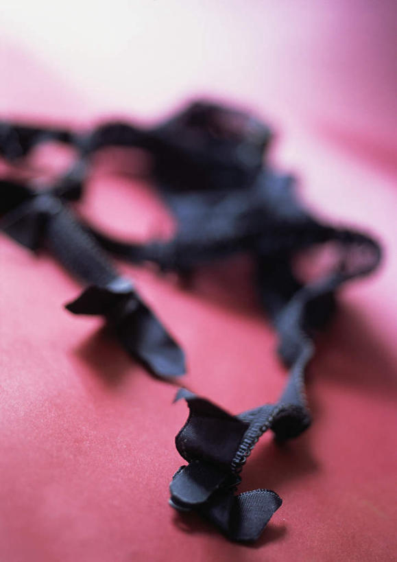 无人,竖图,俯视,室内,特写,白天,静物,内衣,朦胧,模糊,带子,一个,摄影,影棚,单个,吊带袜,女性用品,彩图,高角度拍摄,影棚拍摄,拍摄