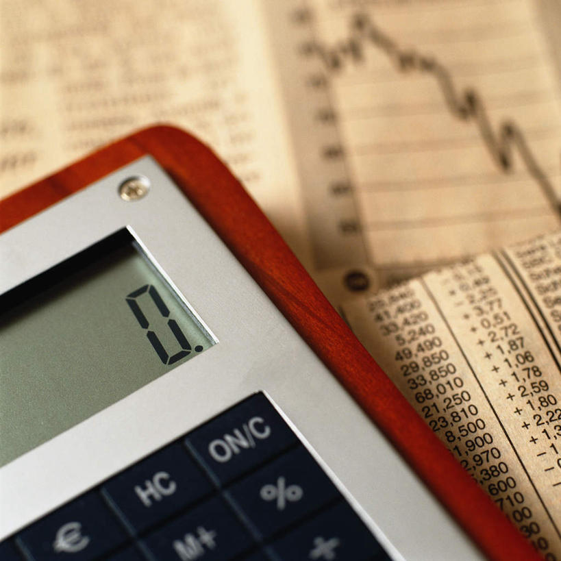 无人,方图,俯视,室内,特写,白天,计算器,静物,工作,计算,科学,标志,文字,字符,字母,办公用品,标识,显示屏,报表,金融,理财,财务,工作表,数学,彩图,高角度拍摄