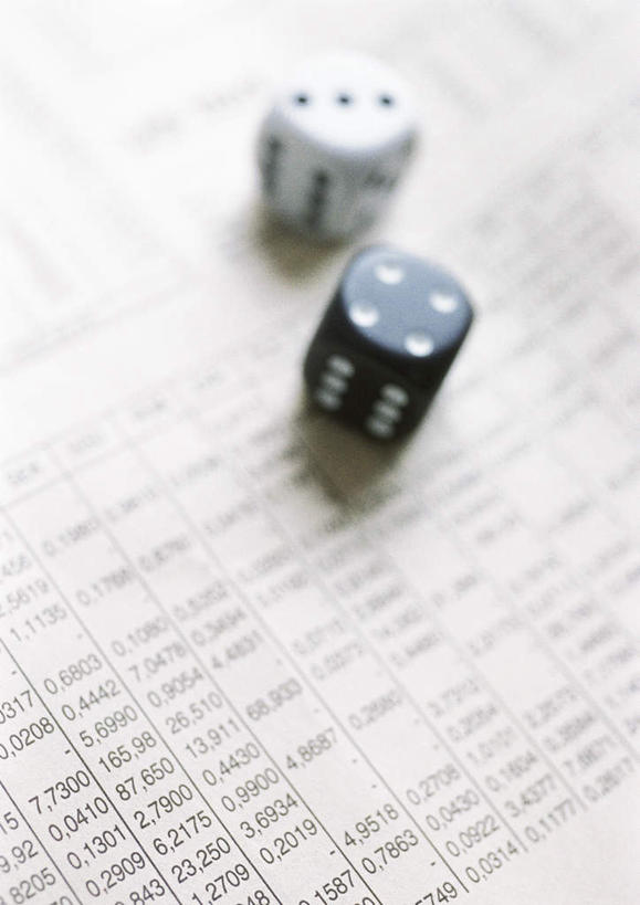 无人,竖图,俯视,室内,特写,白天,白色背景,游戏,赌博,贪欲,竞争,静物,玩具,骰子,玩,娱乐,刺激,两个,休闲,摄影,影棚,活动,账单,票据,发泄,消遣,智力,赌具,发票,小票,色子,投机,侥幸,欲望,投子,宣泄,玩耍,嬉戏,彩图,高角度拍摄,影棚拍摄,拍摄,胜负,输赢,收据