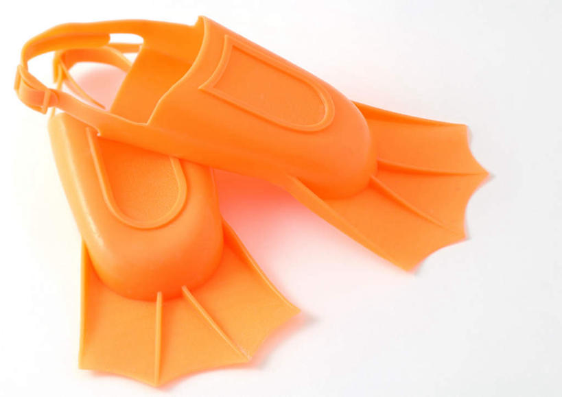 游泳,无人,横图,俯视,室内,特写,白天,白色背景,锻炼,运动,桌子,静物,办公桌,一对,黄色,蛙鞋,潜水,摄影,影棚,脚蹼,潜水装备,浮潜,潜水运动,体育,彩图,高角度拍摄,影棚拍摄,健身,拍摄