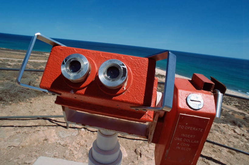 无人,横图,俯视,室外,白天,仪器,科技,海浪,海洋,沙滩,眺望,检查,研究,反射,分析,科学,沙子,望远镜,海岸,浪花,水平线,海平线,沙地,一个,红色,蓝色,蓝天,天空,海水,天,观察,清晰,探索,一架,放大,晴朗,单个,观看,仔细,科研,科学技术,瞭望,聚焦,关注,海景,远视镜,瞭望镜,万里无云,光学,清楚,大海,风浪,海,海水的波动,海滩,近岸浪,涌浪,晴空,晴空万里,彩图,高角度拍摄,光学仪器,千里镜