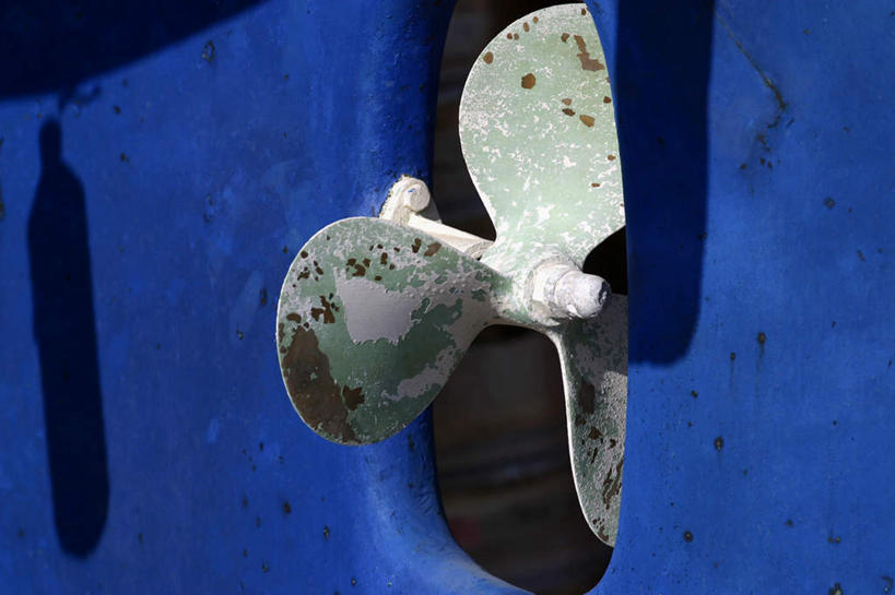 无人,横图,室外,特写,白天,正面,船,静物,金属制品,金属,螺旋桨,蓝色,交通工具,彩图