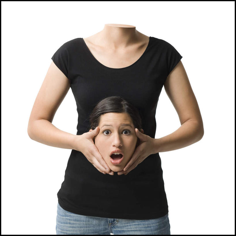 西方人,一个人,站,捧,方图,室内,白天,白色背景,正面,欧洲,欧洲人,仅一个年轻女性,仅一个女性,仅一个人,握,服装,裤子,注视,牛仔裤,休闲装,衣服,观察,看,站着,张嘴,休闲,休闲服,握着,摄影,服饰,影棚,观看,幽默,疑惑,察看,恐怖,关注,诙谐,张大嘴巴,可怕,可骇,风趣,迷惑,迷惘,恐惧,年轻女性,女人,女性,白种人,张开嘴,端,端着,捧着,手捧,站立,半身,彩图,影棚拍摄,拍摄