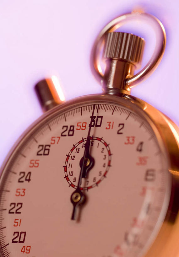 无人,竖图,室内,特写,白天,正面,静物,计时器,阴影,紫色背景,时间,反射,标志,数字,文字,影子,字符,计时,标识,秒表,一个,摄影,阿拉伯数字,影棚,单个,定时器,准确,精准,彩图,影棚拍摄,拍摄