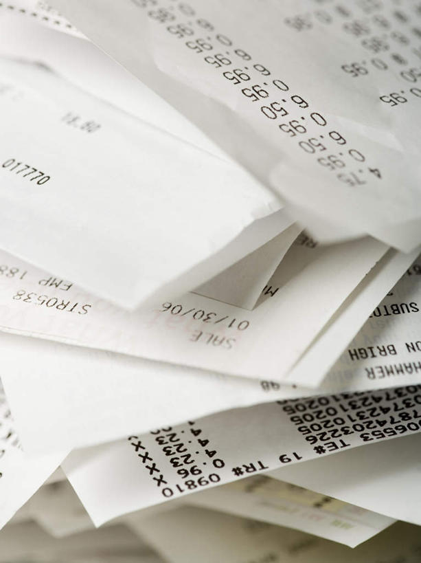 无人,竖图,俯视,室内,特写,白天,静物,一堆,许多,堆叠,堆积,很多,摄影,影棚,堆,收银条,发票,购物收据,购物小票,彩图,高角度拍摄,影棚拍摄,拍摄,收据