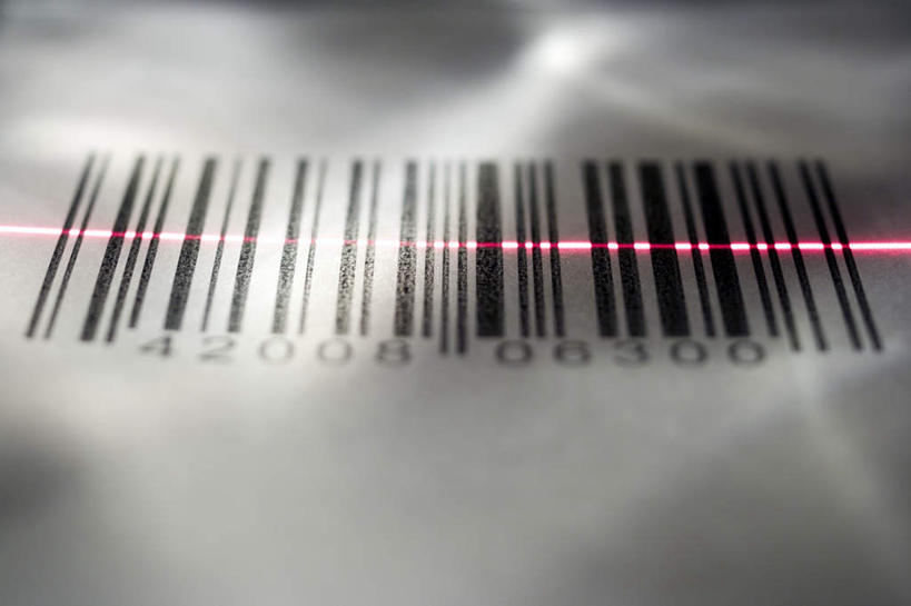 无人,横图,俯视,室内,特写,白天,电子,激光,静物,一排,阴影,朦胧,模糊,整齐,反射,辐射,信息,标签,标志,符号,数字,文字,影子,字符,标识,排列,阿拉伯数字,扫描,条形码,队列,编码,条码,镭射,彩图,高角度拍摄,商业