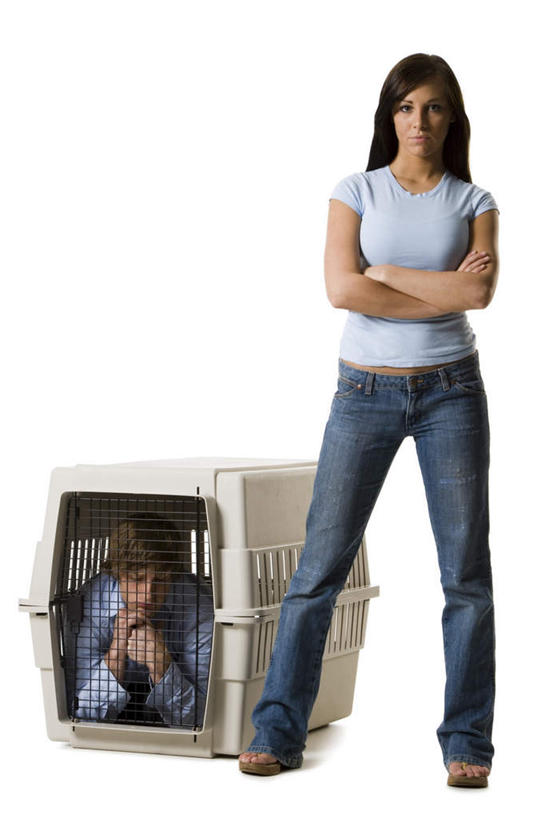 西方人,两个人,站,双手交叉,竖图,室内,白天,白色背景,正面,爱情,欧洲,欧洲人,服装,裤子,生气,笼子,浪漫,牛仔裤,休闲装,一个,衣服,容器,趴着,站着,休闲,温暖,温馨,休闲服,恩爱,恋人,摄影,服饰,影棚,单个,储藏,和睦,双手抱胸,气愤,储存,负气,怄气,男人,男性,年轻男性,年轻女性,女人,女性,白种人,情侣,趴,站立,彩图,全身,影棚拍摄,拍摄,伴侣,融洽,贮存