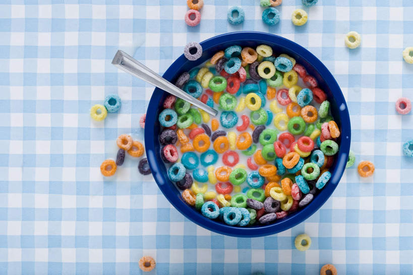 牛奶,无人,横图,俯视,彩色,室内,特写,白天,早餐,桌面,桌子,金属制品,一堆,许多,阴影,堆叠,堆积,反射,金属,木制,布料,影子,勺子,陶瓷,谷物,食品,陶瓷制品,饮品,很多,营养,布纹,美食,饮食,桌布,饮料,一个,餐巾,木制品,容器,调羹,台布,汤匙,碗,保健,单个,储藏,堆,五颜六色,色彩斑斓,乳制品,奶,牛乳,储存,五彩缤纷,安神,五彩斑斓,五光十色,彩图,高角度拍摄,贮存