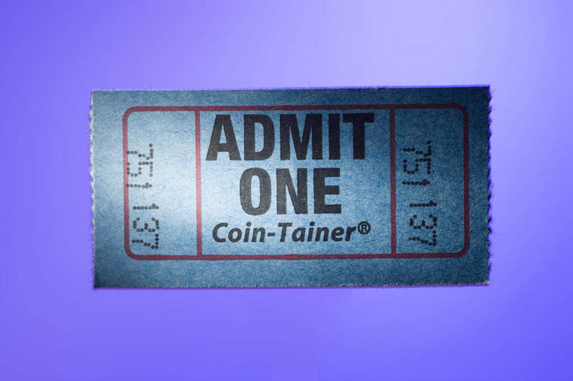 无人,横图,俯视,室内,特写,白天,静物,一张,阴影,蓝色背景,反射,英文,标志,数字,文字,影子,字符,字母,标识,摄影,阿拉伯数字,影棚,英文字母,彩图,高角度拍摄,影棚拍摄,拍摄,票