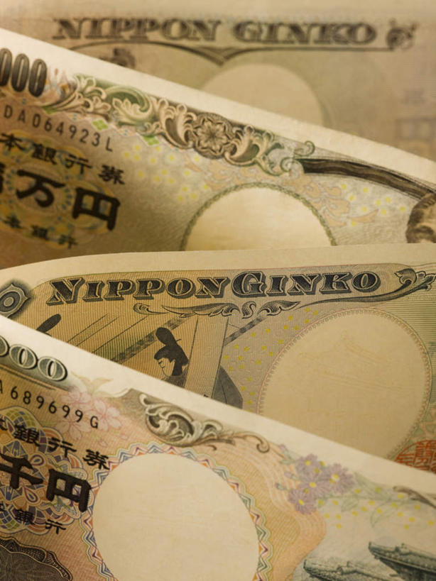 无人,竖图,俯视,室内,特写,白天,钱,静物,钱币,四张,钞票,金融,纸币,摄影,影棚,经济,日元,流通,纸钞,贸易,货币,现金,彩图,高角度拍摄,影棚拍摄,拍摄,日本银行券,日圆