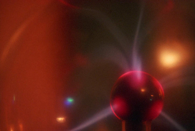 无人,横图,室内,白天,正面,朦胧,梦幻,模糊,发光,光束,光亮,红色,橙色,未来,发亮,憧憬,等离子球,电子魔球,魔灯,闪电球,辉光球,电离子魔幻球,彩图