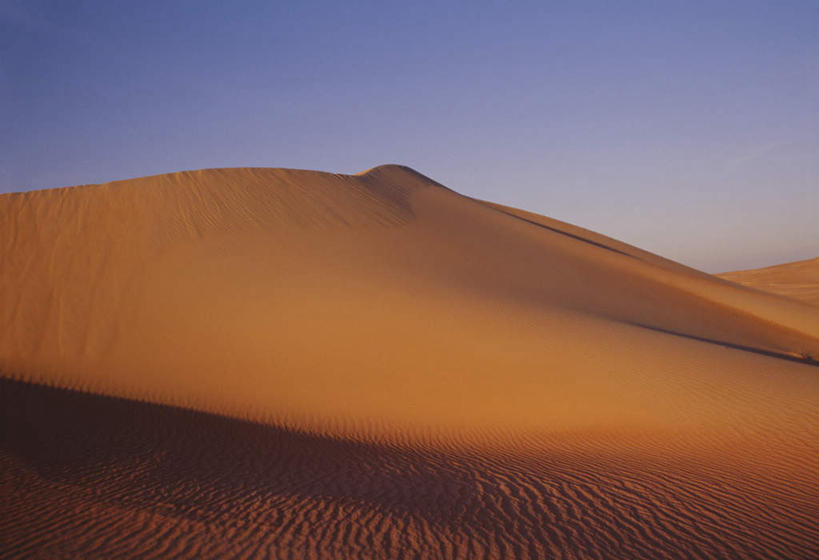 无人,横图,室外,白天,正面,旅游,度假,美景,沙漠,阿联酋,亚洲,阴影,光线,影子,景观,娱乐,蓝色,蓝天,天空,阳光,自然,天,享受,休闲,景色,放松,晴朗,自然风光,西亚,阿拉伯联合酋长国,迪拜,万里无云,杜拜,大漠,砂漠,晴空,晴空万里,彩图