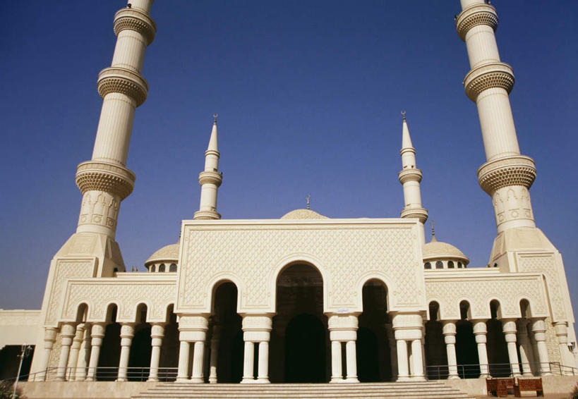 无人,横图,室外,白天,仰视,旅游,度假,标志建筑,地标,建筑,阿联酋,亚洲,一排,阴影,节日,整齐,光线,影子,柱子,墙,首都,文化,娱乐,建设,墙壁,墙面,排列,蓝色,蓝天,天空,阳光,天,祈祷,享受,休闲,健康,旅游胜地,放松,许愿,宗教,信仰,晴朗,纪念,祈求,伊斯兰教,队列,清真寺,西亚,阿拉伯联合酋长国,阿布扎比,万里无云,阿布达比,平安,晴空,晴空万里,彩图,低角度拍摄