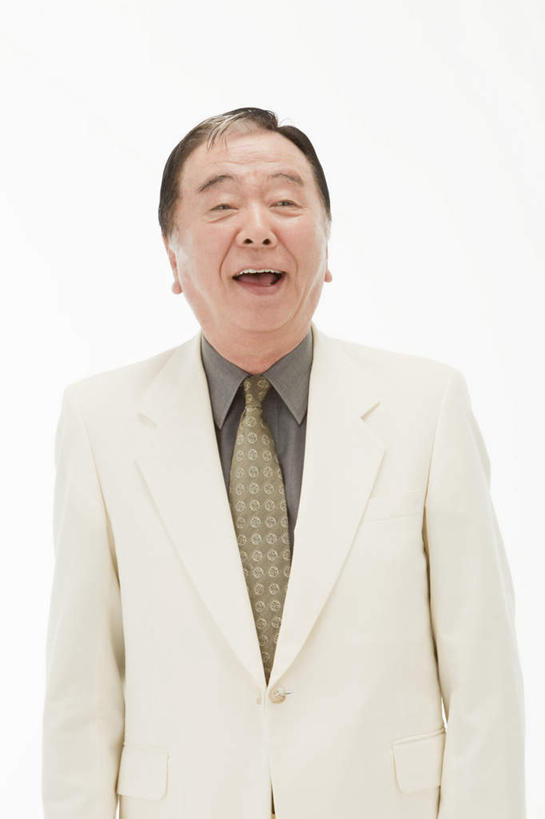 东方人,一个人,商务人士,商务男性,站,笑,微笑,露齿笑,竖图,室内,白天,白色背景,正面,衬衫,亚洲,仅一个男性,仅一个人,仅一个中年男性,套装,领带,注视,黄种人,观察,看,站着,张嘴,摄影,影棚,观看,察看,关注,商务装,张大嘴巴,工薪阶层,男人,男性,中年男性,亚洲人,白领,上班族,张开嘴,站立,半身,彩图,影棚拍摄,衬衣,拍摄