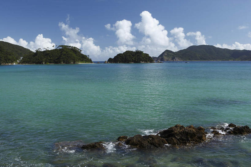 无人,横图,室外,白天,正面,旅游,度假,湖,湖泊,石头,美景,山,山脉,水,植物,鹿儿岛,日本,亚洲,阴影,光线,石子,影子,湖面,景观,山峰,水流,水面,云,云朵,山峦,云彩,娱乐,树,树木,蓝色,绿色,白云,蓝天,天空,阳光,自然,湖水,群山,天,享受,休闲,景色,放松,生长,成长,自然风光,东亚,日本国,九州本岛,九州,九州岛,九州地方,鹿儿岛县,石块,岩石,彩图