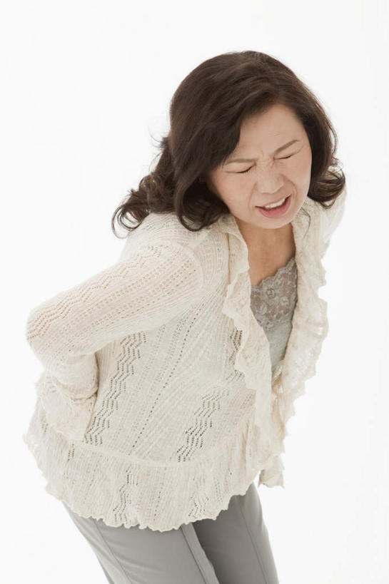 东方人,一个人,站,闭眼,摸,竖图,室内,白天,白色背景,正面,亚洲,仅一个女性,仅一个人,抚摸,注视,休闲装,黄种人,按,观察,看,站着,仅一个中年女性,休闲,疼痛,休闲服,摄影,影棚,观看,察看,关注,痛苦,女人,女性,中年女性,亚洲人,闭眼睛,闭着眼,闭着眼睛,触摸,接触,站立,半身,彩图,影棚拍摄,拍摄