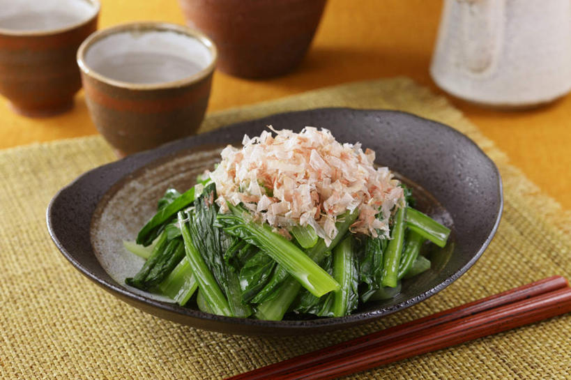 清酒,无人,餐厅,横图,俯视,室内,特写,白天,烹饪,餐桌,筷子,桌子,蔬菜,杯子,餐具,叶子,一堆,许多,堆叠,堆积,装饰,碟子,盘,青菜,日本料理,料理,食品,绿叶,菜肴,美食,酒,食物,盘子,酒杯,碟,日式料理,日式,嫩叶,佳肴,餐台,清酒杯,堆,配菜,叶,叶片,进餐用具,烹调用具,彩图,高角度拍摄,餐馆,饭店,饭馆