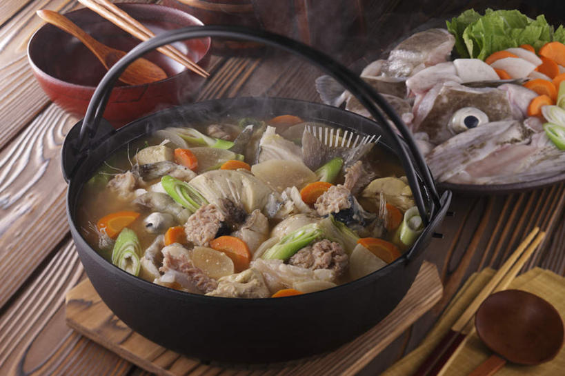 无人,餐厅,横图,俯视,室内,特写,白天,烹饪,餐桌,筷子,桌子,萝卜,胡萝卜,蔬菜,新鲜,炖锅,勺子,菌菇,生菜,香菇,日本料理,料理,食品,菌类,文化,传统,锅,火锅,菜肴,美食,食物,绿色,调羹,汤匙,碗,日式料理,日式,食用菌,佳肴,有机食品,绿色食品,餐台,礼节,礼仪,日式火锅,红萝卜,甘荀,彩图,高角度拍摄,餐馆,饭店,饭馆