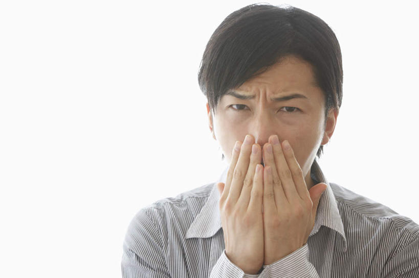 东方人,手,一个人,站,举,横图,室内,白天,白色背景,正面,衬衫,亚洲,仅一个男性,仅一个人,黄种人,闻,仅一个年轻男性,托,站着,手部,遮,苦恼,摄影,影棚,烦恼,嗅,遮挡,遮盖,遮蔽,男人,男性,年轻男性,亚洲人,举起,举手,举着,向上举,向上伸,向上托,站立,半身,彩图,影棚拍摄,衬衣,拍摄