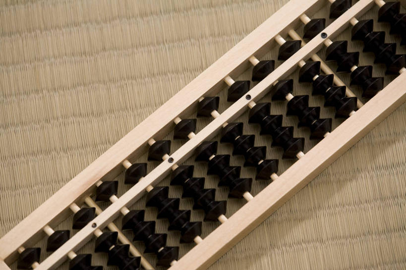 无人,横图,俯视,室内,特写,白天,算盘,静物,阴影,古老,反射,计算,科学,影子,办公用品,塌塌米,榻榻米,文化,传统,一个,理财,财务,单个,数学,叠席,珠算,彩图,高角度拍摄