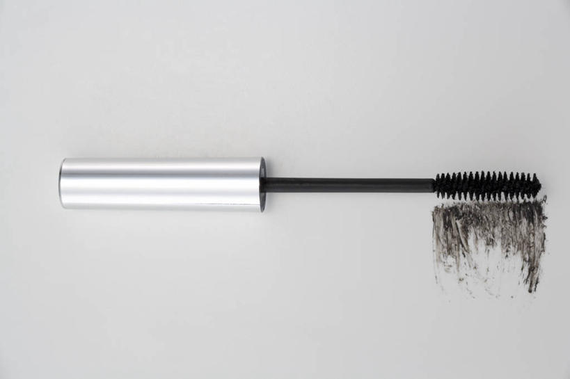 无人,横图,室内,特写,白天,正面,静物,阴影,灰色背景,反射,影子,一个,黑色,化妆品,睫毛膏,摄影,影棚,单个,化妆用品,眼妆,睫毛液,彩图,影棚拍摄,拍摄