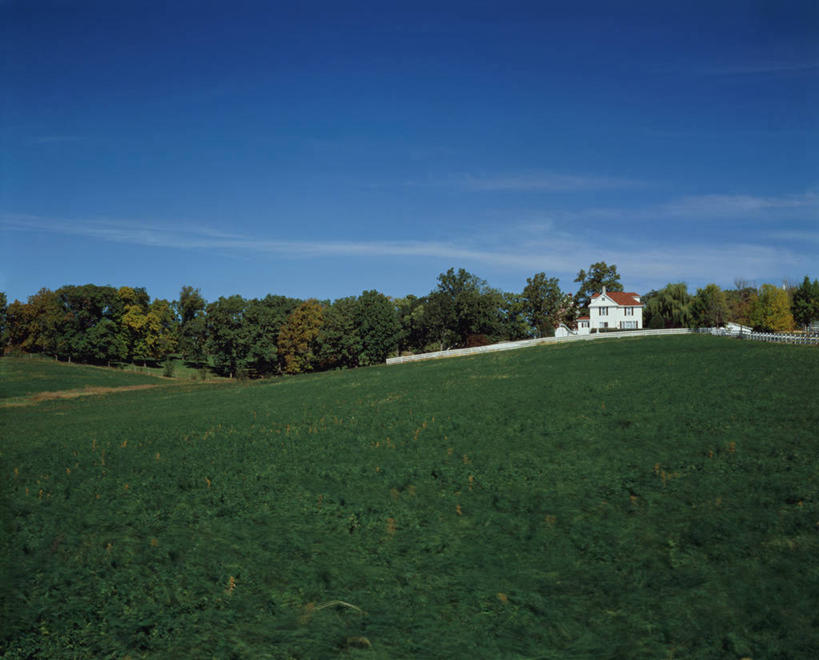 无人,家,横图,室外,白天,正面,旅游,度假,草地,草坪,美景,树林,植物,美国,阴影,光线,影子,房屋,屋子,景观,云,云朵,云彩,娱乐,楼房,住宅,草,树,树木,蓝色,绿色,白云,蓝天,天空,阳光,自然,天,享受,休闲,景色,放松,生长,晴朗,成长,北美,北美洲,自然风光,美洲,北亚美利加洲,亚美利加洲,爱荷华州,艾奥瓦,艾奥瓦州,爱我华州,衣阿华州,鹰眼州,美国粮仓,晴空,彩图,房子