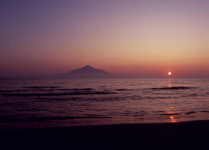 无人,横图,室外,白天,正面,旅游,度假,海浪,海洋,美景,日落,山,山脉,北海道,日本,亚洲,景观,浪花,山峰,晚霞,霞光,落日,山峦,背光,娱乐,自然,海水,黄昏,群山,享受,休闲,景色,彩霞,放松,自然风光,逆光,海景,东亚,日本国,北海道地方,北海道岛,夕照,薄暮,大海,风浪,海,海水的波动,近岸浪,涌浪,夕阳,彩图,傍晚,留萌振兴局,振兴局,天盐郡,宗谷综合振兴局,丰富町,斜阳