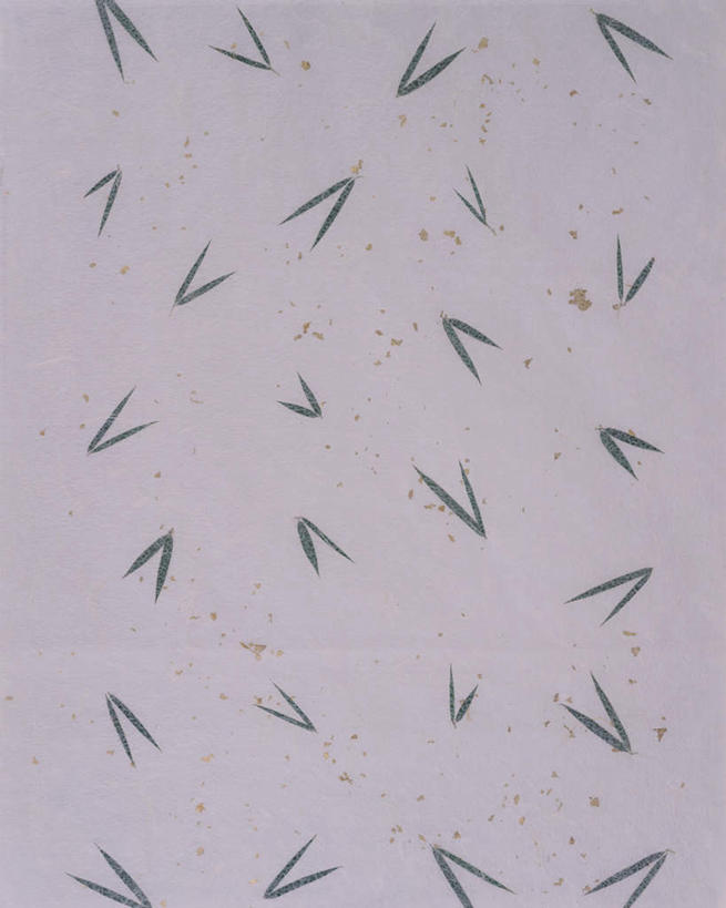 无人,竖图,俯视,室内,特写,白天,静物,叶子,花纹,装饰,纹路,图案,纹理,谷类,谷物,糯米,绿叶,米,大米,灰色,嫩叶,华丽,修饰,点缀,肌理,衬托,美观,雅致,雅观,江米,糯米纸,叶,叶片,彩图,高角度拍摄