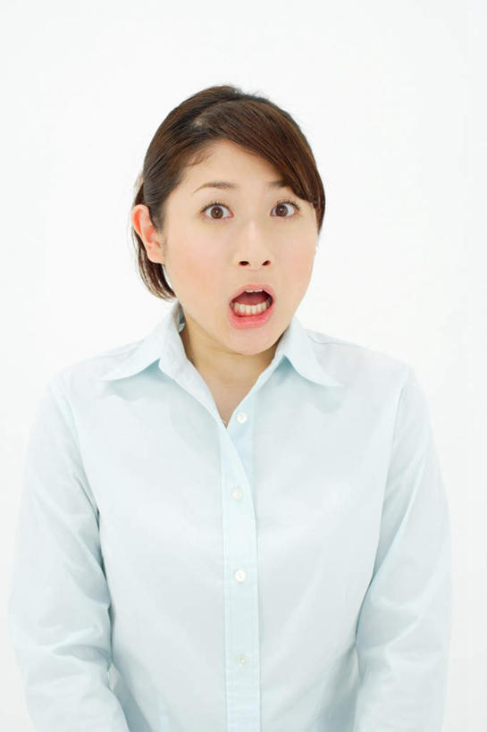 东方人,一个人,站,竖图,室内,白天,白色背景,正面,衬衫,亚洲,仅一个年轻女性,仅一个女性,仅一个人,服装,注视,休闲装,黄种人,衣服,蓝色,观察,看,站着,张嘴,休闲,休闲服,摄影,服饰,影棚,观看,察看,关注,张大嘴巴,年轻女性,女人,女性,亚洲人,张开嘴,站立,半身,彩图,影棚拍摄,衬衣,拍摄