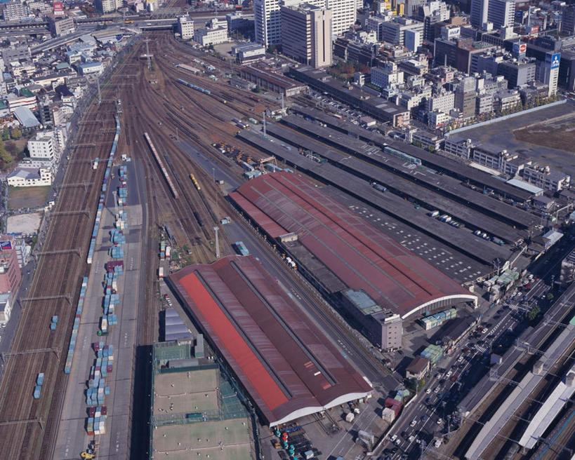 无人,横图,俯视,航拍,室外,白天,度假,运输业,美景,城市风光,城市,路,铁路,火车,车站,日本,亚洲,景观,轨道,交通,铁轨,速度,娱乐,车,排列,交通工具,享受,休闲,景色,放松,运输,大阪,鸟瞰,队列,交通枢纽,东亚,本州,大阪府,本州岛,日本国,近畿地方,近畿,县厅,大阪市,彩图,高角度拍摄