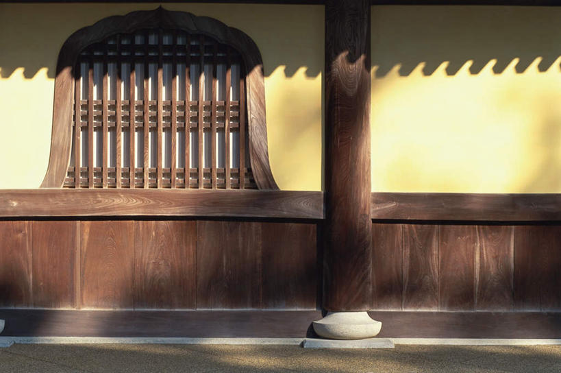 无人,寺庙,横图,室外,白天,正面,旅游,度假,名胜古迹,标志建筑,地标,建筑,京都,日本,亚洲,阴影,节日,遗迹,光线,影子,柱子,建筑群,古迹,文化,文物,娱乐,建设,古建筑,木柱,阳光,庙宇,祈祷,享受,休闲,健康,门柱,旅游胜地,放松,许愿,宗教,佛教,信仰,京都府,纪念,祈求,古文明,东亚,本州,廊柱,本州岛,日本国,近畿地方,近畿,释教,南禅寺,平安,彩图,庙,寺,标志性建筑