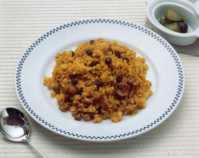 米饭,无人,横图,俯视,室内,特写,白天,烹饪,桌面,桌子,黄瓜,餐具,阴影,光线,木制,碟子,盘,影子,勺子,调料,调味,肉,香料,佐料,日本料理,料理,食品,饭,调味品,调味料,腊肉,菜肴,美食,肉类,食物,盘子,木制品,调羹,碟,汤匙,日式料理,日式,摄影,佳肴,影棚,五谷,配菜,配料,肉食,酱瓜,作料,进餐用具,烹调用具,青瓜,胡瓜,彩图,高角度拍摄,影棚拍摄,拍摄