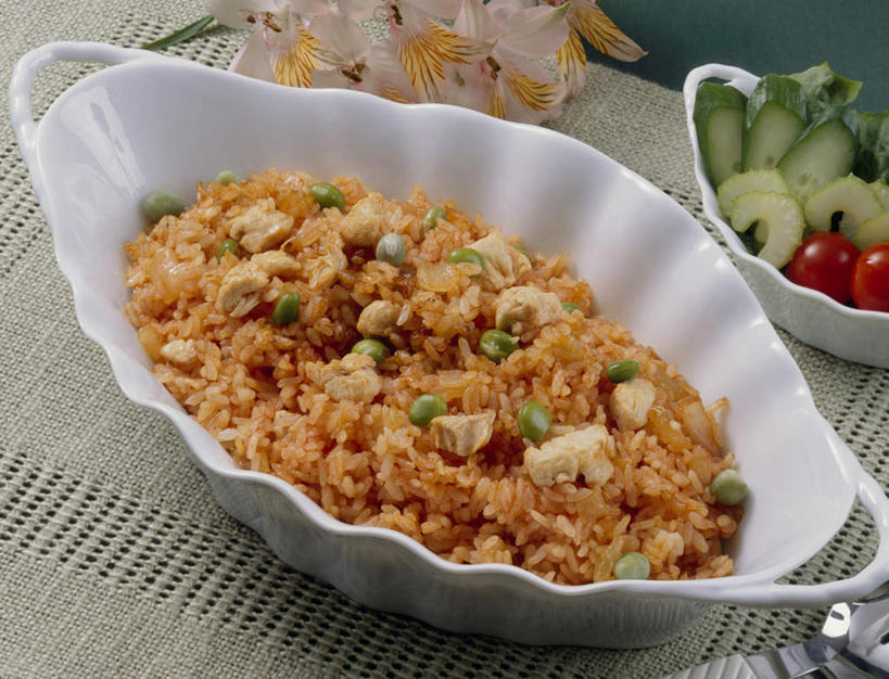 米饭,无人,横图,俯视,室内,特写,白天,烹饪,餐桌,桌子,豆,黄瓜,蔬菜,西红柿,餐具,阴影,新鲜,炒,光线,碟子,盘,影子,陶瓷,炒饭,油炸,日本料理,沙拉,料理,食品,陶瓷制品,饭,菜肴,美食,食物,盘子,容器,碟,碗,日式料理,日式,佳肴,有机食品,绿色食品,餐台,储藏,五谷,储存,青瓜,青豆,胡瓜,番茄,彩图,高角度拍摄,贮存