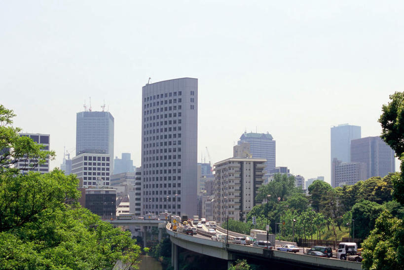 无人,高楼大厦,横图,室外,白天,正面,度假,办公楼,美景,植物,城市风光,城市,大厦,道路,建筑,路,摩天大楼,写字楼,公路,汽车,东京,日本,亚洲,阴影,光线,影子,景观,交通,娱乐,车,树,树木,蓝色,绿色,蓝天,天空,阳光,自然,楼宇,交通工具,轿车,天,享受,休闲,商务楼,景色,放松,生长,晴朗,成长,载具,东亚,本州,万里无云,关东地方,本州岛,日本国,东京都,赤坂,晴空,晴空万里,马路,彩图,大楼,高层建筑,高楼,摩天楼