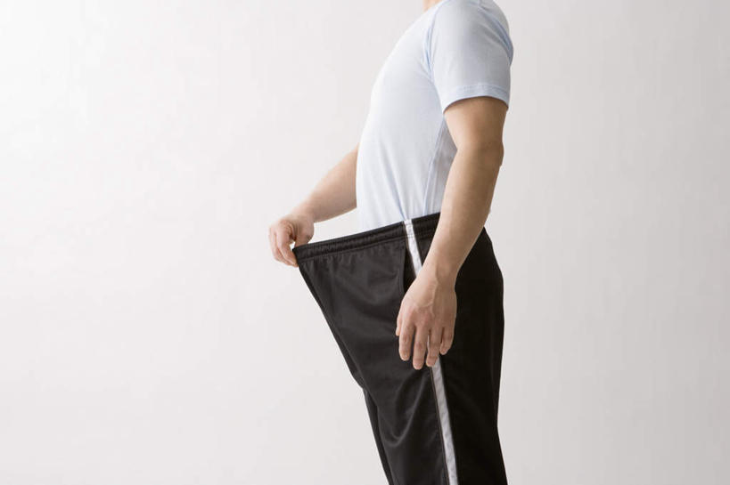 东方人,一个人,站,横图,室内,白天,白色背景,侧面,亚洲,仅一个男性,仅一个人,服装,裤子,拿,拿着,休闲装,黄种人,仅一个年轻男性,衣服,站着,休闲,日本人,休闲服,摄影,服饰,影棚,男人,男性,年轻男性,亚洲人,站立,半身,彩图,影棚拍摄,拍摄