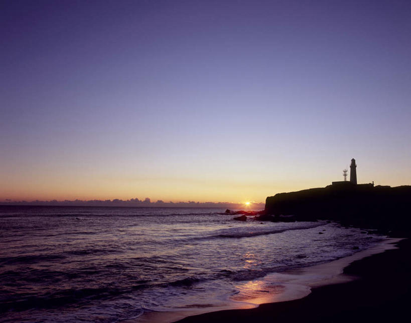 无人,横图,室外,白天,正面,旅游,度假,日出,海浪,海洋,美景,太阳,日本,亚洲,朦胧,模糊,景观,浪花,灯塔,塔楼,朝霞,晨曦,黎明,千叶县,娱乐,蓝色,蓝天,天空,阳光,自然,海水,天,享受,休闲,景色,放松,自然风光,海景,东亚,本州,关东地方,本州岛,日本国,千叶,大海,风浪,海,海水的波动,近岸浪,涌浪,朝阳,彩图,破晓