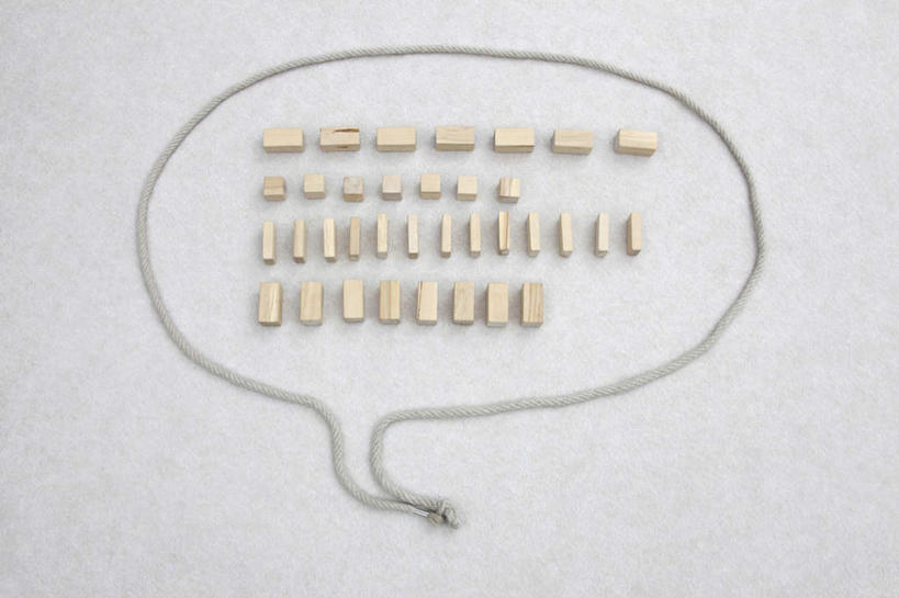 无人,横图,俯视,室内,特写,白天,白色背景,静物,许多,阴影,反射,影子,排列,白色,绳子,摄影,影棚,对话框,绳索,卫生,纯真,洁净,光明,摆列,恬静,中间色,朴素,清白,彩图,高角度拍摄,影棚拍摄,拍摄,布列,分列