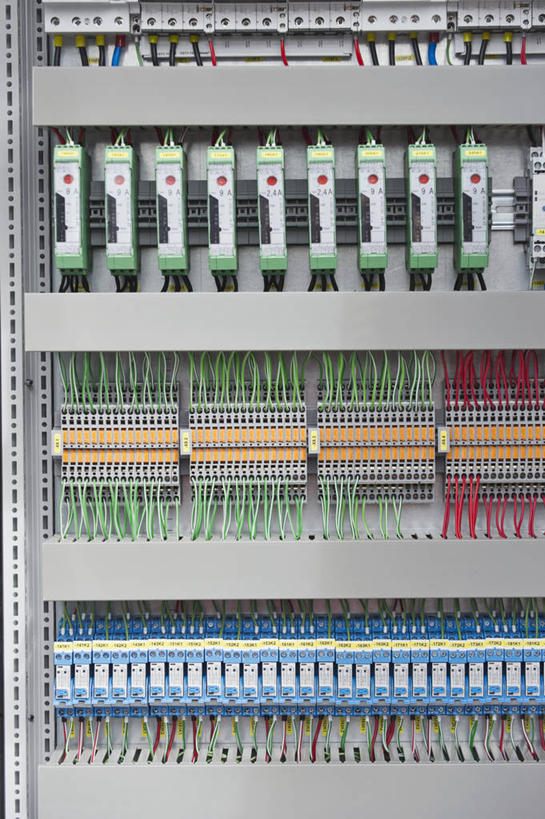 无人,竖图,俯视,室外,特写,白天,静物,环保,电路板,能源,线路板,回收,集成电路板,资源,印刷电路板,集成电路,利用,低碳,循环,持续,PCB板铝基板,PCB电路板,超薄电路板,超薄线路板,高频板,彩图,高角度拍摄
