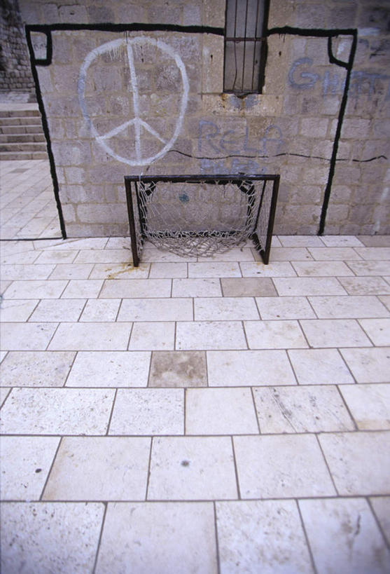 无人,竖图,室外,白天,正面,抽象,绘画,石头,欧洲,克罗地亚,艺术,彩绘,石子,图案,墙,艺术品,首都,古典,文化,墙壁,墙面,工艺品,品味,概念,美术,高雅,美学,克罗地亚共和国,萨格勒布,图文,石块,彩图,涂鸦