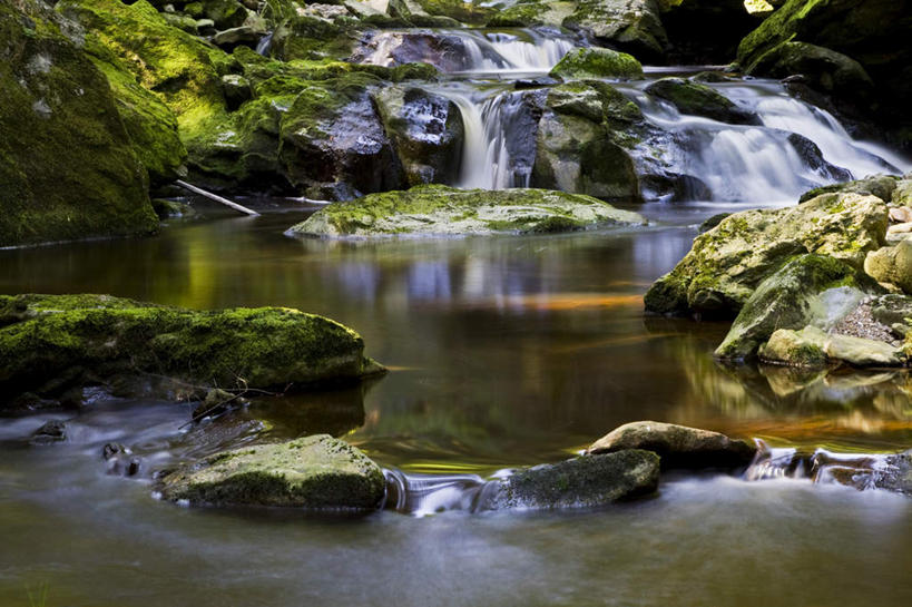 无人,横图,室外,白天,正面,长时间曝光,旅游,度假,河流,美景,瀑布,山,山脉,水,德国,欧洲,阴影,飞溅,溅,光线,液体,影子,河水,景观,山峰,水滴,水流,山峦,娱乐,水珠,阳光,自然,群山,享受,休闲,景色,放松,西欧,喷洒,自然风光,曝光,德意志联邦共和国,巴伐利亚,巴伐利亚州,拜恩州,拜恩自由州,跌水,彩图