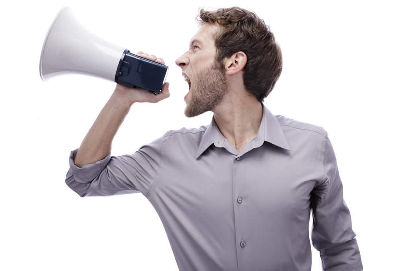 西方人,一个人,商务人士,商务男性,站,横图,室内,白天,白色背景,正面,衬衫,欧洲,欧洲人,仅一个男性,仅一个人,套装,注视,喇叭,仅一个年轻男性,话筒,观察,看,站着,摄影,影棚,观看,大叫,察看,关注,传声筒,呐喊,商务装,工薪阶层,男人,男性,年轻男性,白种人,白领,上班族,站立,半身,彩图,影棚拍摄,衬衣,拍摄