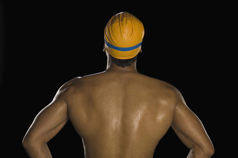 肌肉,健壮,一个人,运动员,站,横图,室内,白天,亚洲,仅一个男性,仅一个人,黑色背景,泳帽,眼镜,泳镜,手叉腰,裸露,仅一个年轻男性,背面,游泳眼镜,叉腰,站着,健康,活力,力量,摄影,影棚,青春,双手叉腰,强壮,裸,游泳运动员,男人,男性,年轻男性,亚洲人,印度人,体育运动员,运动选手,半身,彩图,影棚拍摄,拍摄