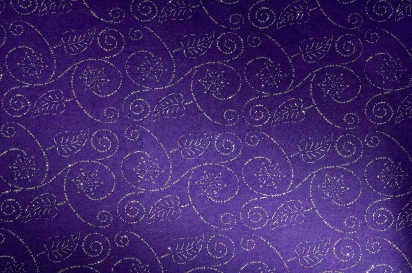 无人,横图,室内,特写,白天,正面,神秘,静物,阴影,花纹,反射,纹路,图案,纹理,影子,紫色,优美,庄重,高贵,消极,肌理,冷色,孤寂,彩图,奢华