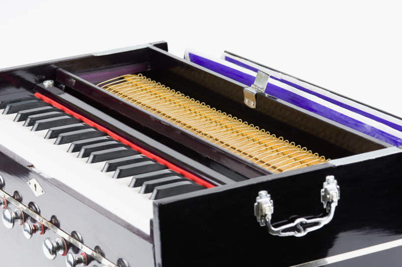 无人,横图,俯视,室内,特写,白天,白色背景,键盘,静物,阴影,反射,影子,乐器,一个,摄影,影棚,单个,键盘乐器,风琴,彩图,高角度拍摄,影棚拍摄,拍摄