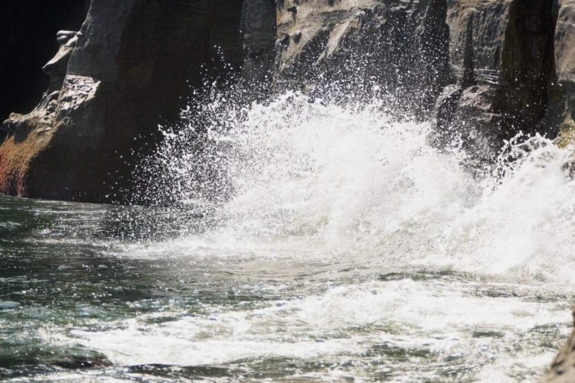 无人,横图,室外,白天,正面,旅游,度假,海浪,海洋,美景,美国,阴影,飞溅,溅,光线,液体,影子,海面,景观,浪花,水滴,娱乐,水珠,阳光,自然,海水,享受,休闲,景色,放松,涨潮,碰撞,北美,北美洲,喷洒,加利福尼亚,自然风光,美洲,海景,海潮,加州,圣地亚哥,加利福尼亚州,金州,黄金州,圣地牙哥,圣迭戈,北亚美利加洲,亚美利加洲,潮水,潮汐,落潮,大海,风浪,海,海水的波动,近岸浪,涌浪,彩图