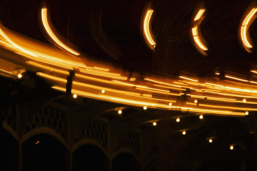 无人,横图,室外,夜晚,正面,游戏,夜景,照明,美国,阴影,朦胧,模糊,光线,影子,灯光,玩,娱乐,顶灯,灯,灯具,休闲,旋转木马,游乐设施,活动,照亮,北美,北美洲,照明设备,发泄,消遣,智力,加利福尼亚,木马,美洲,加州,圣地亚哥,加利福尼亚州,金州,黄金州,圣地牙哥,圣迭戈,北亚美利加洲,亚美利加洲,宣泄,游艺设施,玩耍,嬉戏,彩图